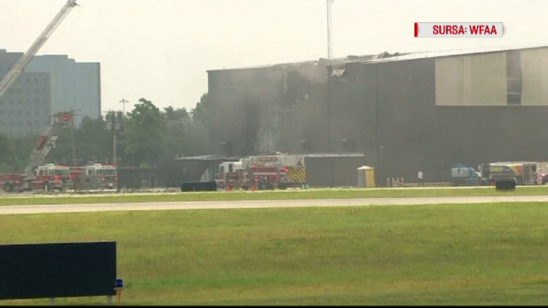Tragedie aviatică în SUA. Cel puțin 10 morți, după ce avionul în care se aflau s-a prăbușit