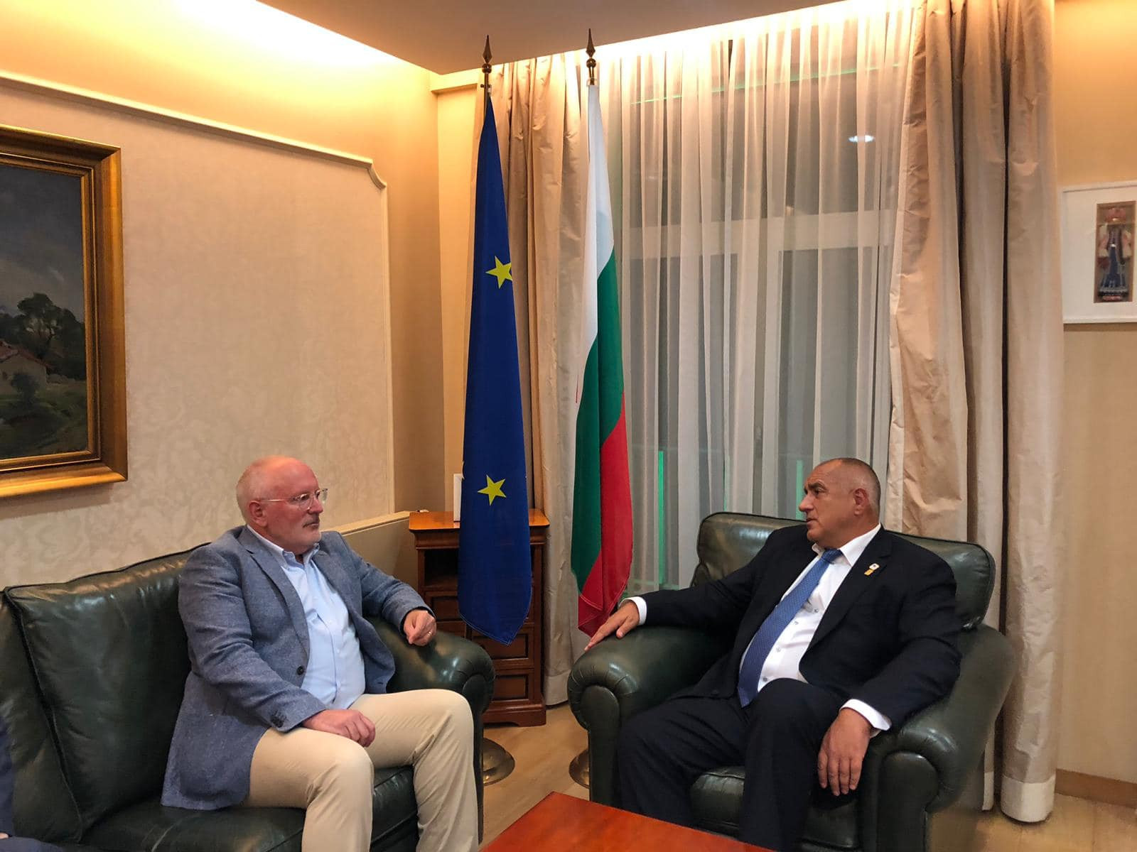 Liderii UE continuă negocierile pentru șefii de instituții. Merkel face apel la compromis