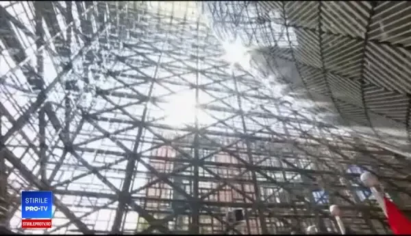 Negocierile continuă. Candidatura lui Timmermans la șefia CE scindează Europa de Est