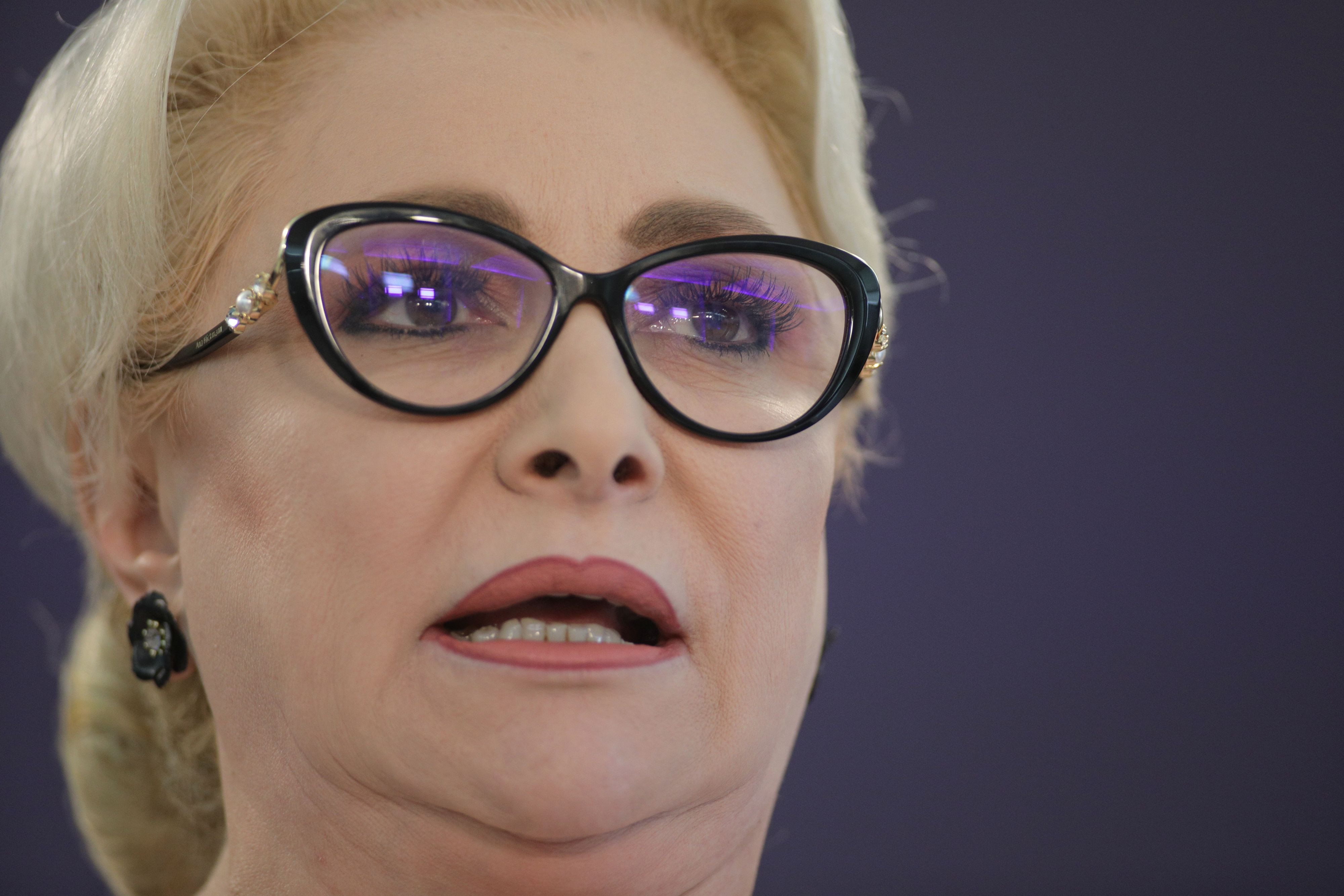 Dăncilă îi dă sfaturi lui Iohannis: ”Eu cred că nu trebuie să intervenim în justiție”