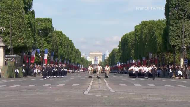 Prima paradă militară de ''Ziua Independentei'', la solicitarea specială a lui Trump