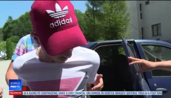 Ride-sharing de Dâmboviţa: pasagerul a rămas fără portofel şi a fost şi dat jos din maşină