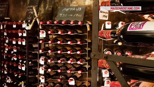 Vinuri în valoare de aproape şase de mii de euro, furate din pivniţa unui restaurant din Paris
