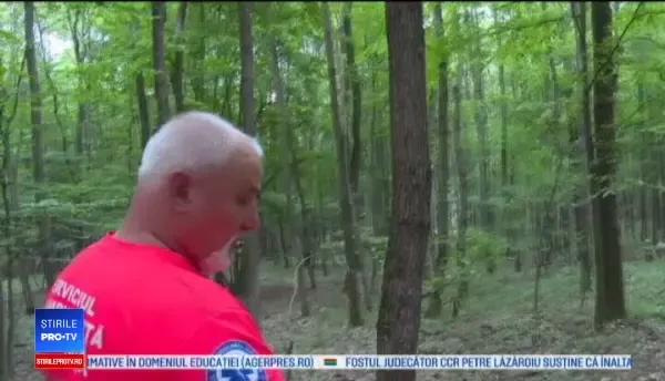 Căldura i-a adus sfârşitul unui pădurar. Ce a păţit în timp ce vorbea cu 2 clienţi