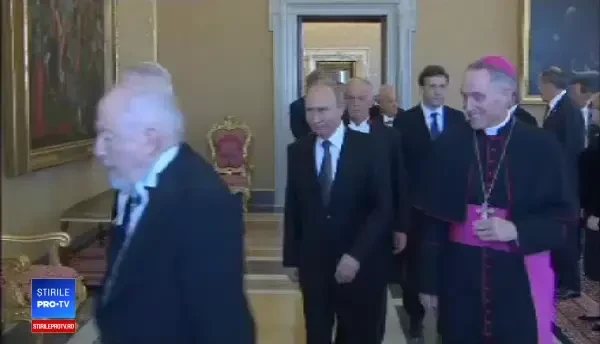 Vladimir Putin a întârziat din nou la o întâlnire cu Papa Francisc, la Vatican
