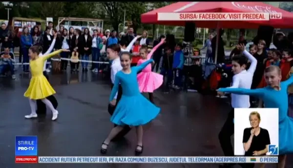 Turiştii, dezamăgiţi de staţiunea Predeal. După ce apune soarele, staţiunea pare părăsită