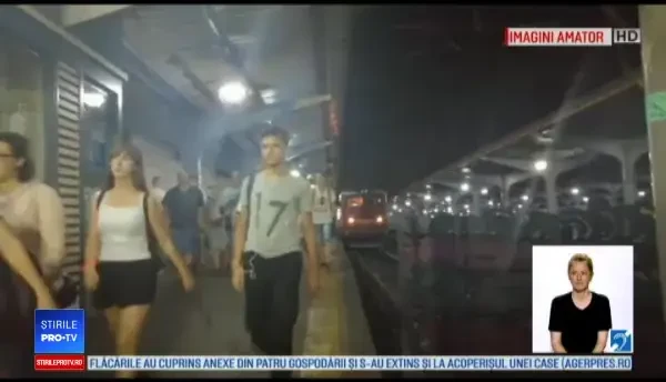 Haos într-un tren spre Capitală. Oamenii au călătorit în picioare, în căldură insuportabilă