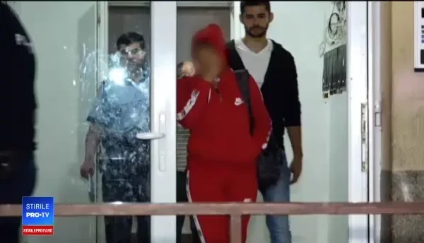 Cum explica mama copilului omorât în bătaie vânătăile acestuia. Mărturia unei rude