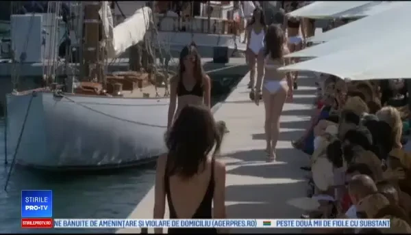 Costume de baie din peturi sau plastic. Cum arată colecția