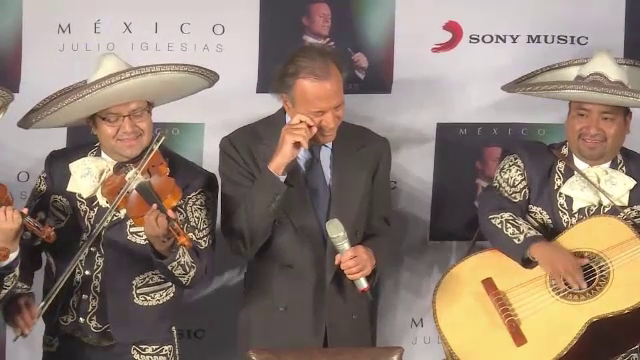 Julio Iglesias este tatăl biologic al unui bărbat de 43 de ani. Reacţia artistului