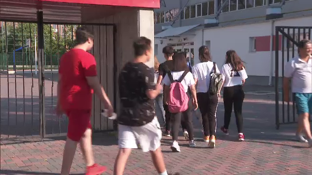 Program de tip ”After school” pentru elevii din zone defavorizate. Câți bani sunt alocați