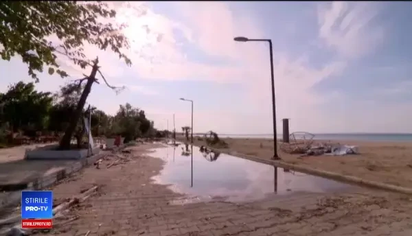 Mărturii din vacanța de groază din Grecia: "Lucruri în aer, toţi erau loviţi de obiecte"