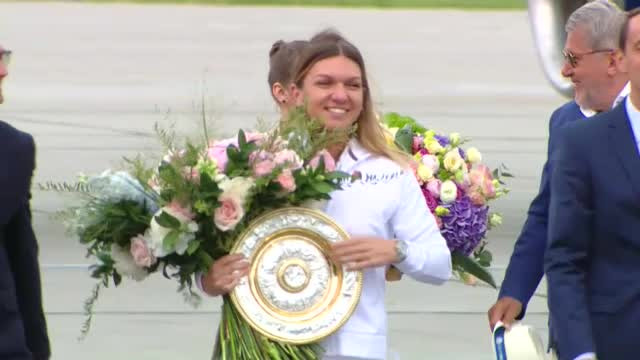 Simona Halep, aeroport