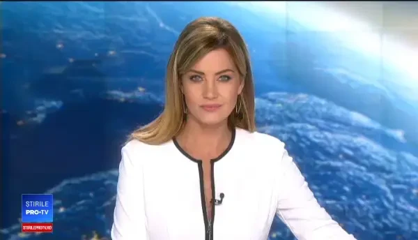 Simona se întoarce în ţară cu trofeul de la Wimbledon. Câţi bani îi ia statul din premiu