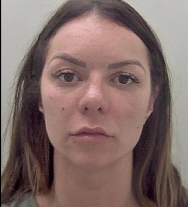 Femeie însărcinată, obligată de fostul iubit să transporte droguri. Valorau milioane de euro