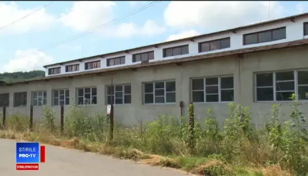 Bărbat din Bistrița-Năsăud, electrocutat în timp ce manevra un aparat de spălat