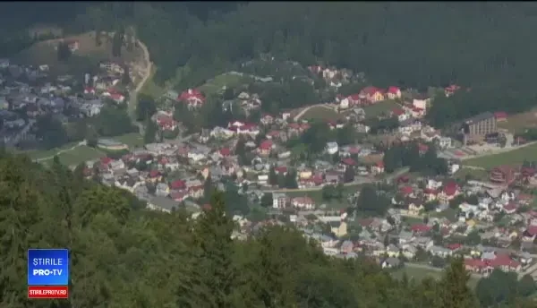 Stațiunea montană sufocată de mizerie. Focare de infecţie și bătaie de joc pe bani europeni