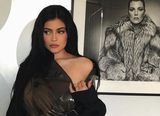 Imaginile cu care Kylie Jenner și-a înnebunit fanii. Cum a apărut la un restaurant FOTO