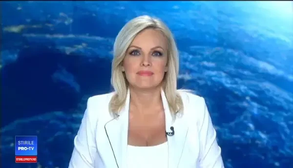 15.000 de oameni la prezentarea trofeului de la Wimbledon de către Simona Halep