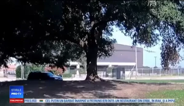 Aterizare de urgență, lângă o plajă cu sute de oameni. Pilotul avea doar 23 de ani