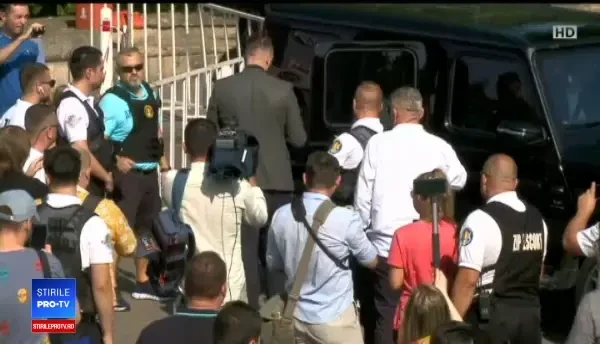 Halep și-a prezentat trofeul Wimbledon la Constanța: ”Nimic nu este imposibil”