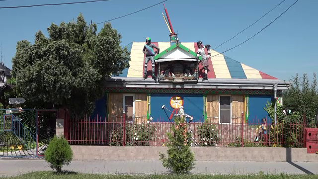 Povestea arădeanului care şi-a transformat casa într-o lume de poveste