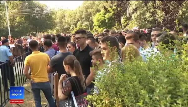 10 pe loc la Academia de Poliţie în ciuda scandalului. De ce vrea o tânără să ajungă agent