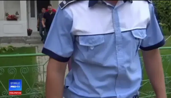 O femeie și-a înjunghiat partenerul, apoi a plecat la un vecin și l-a lăsat să moară