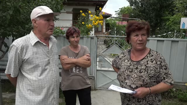 O femeie și-a filmat iubitul când îi arăta părțile intime unei fetițe de 5 ani. „E blând așa”