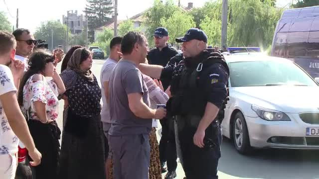 Ce îngropaseră în curte interlopii din Dolj și București. Aveau ”afaceri” în SUA și Mexic