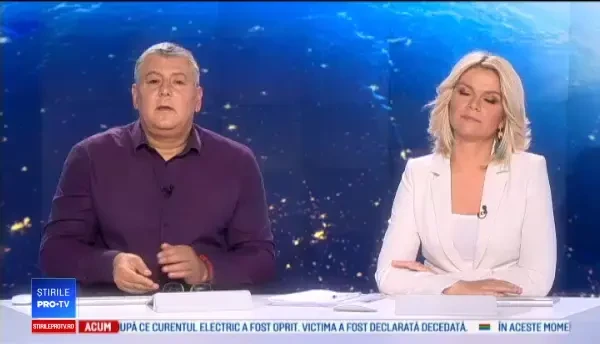 Accident spectaculos pe o autostradă din Slovenia. Un camion intră într-un vehicul oprit