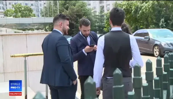 Studenții au mers la Guvern, după ce au aflat planurile lui Teodorovici. ”Să înceteze”