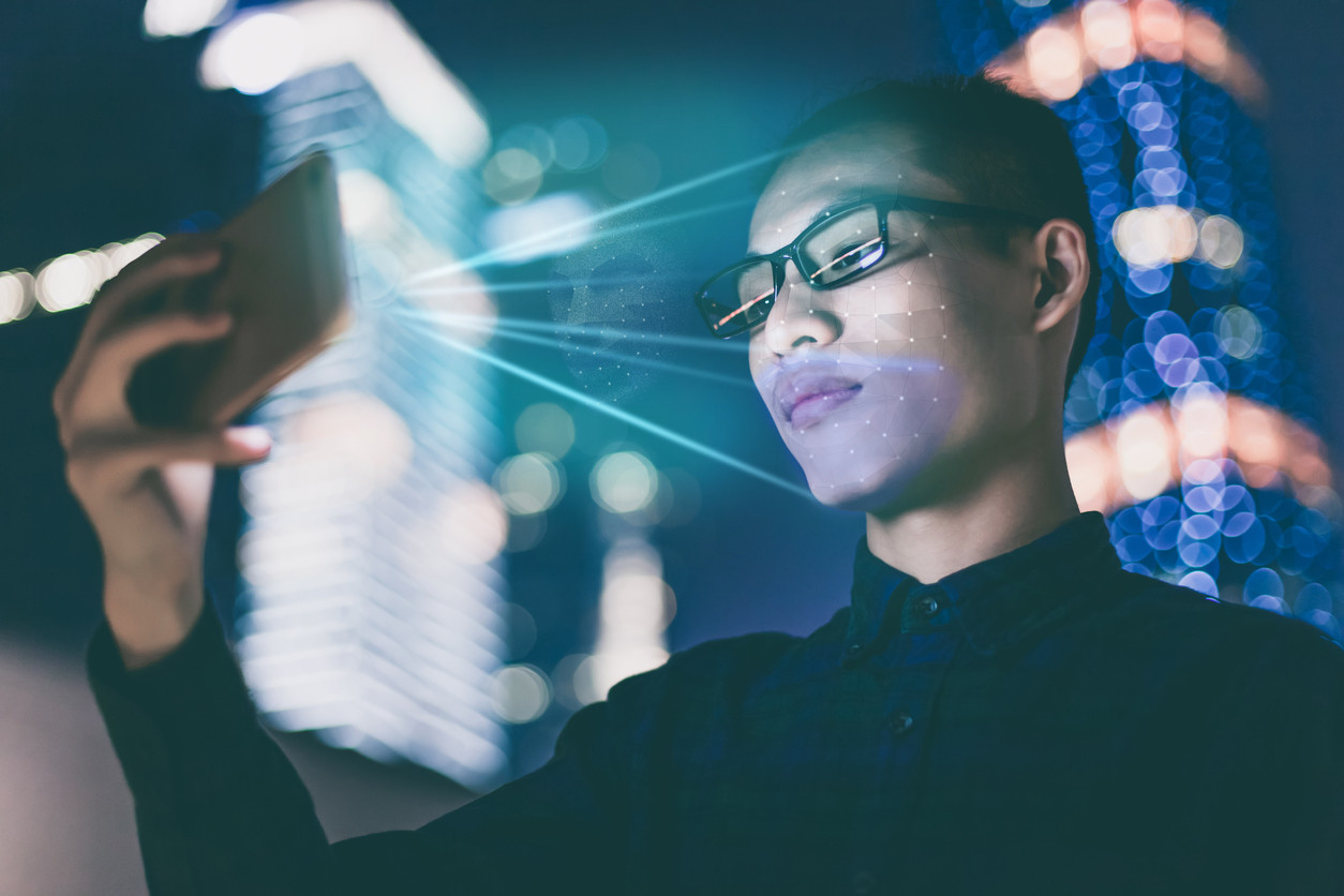 Utilizatorii Facebook ar putea fi obligați să se filmeze pentru a-și accesa conturile