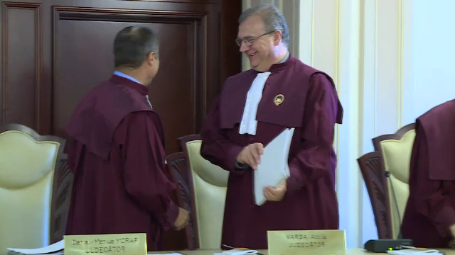 Analist, despre decizia CCR privind Codurile penale: "Caracal, vârful icebergului"