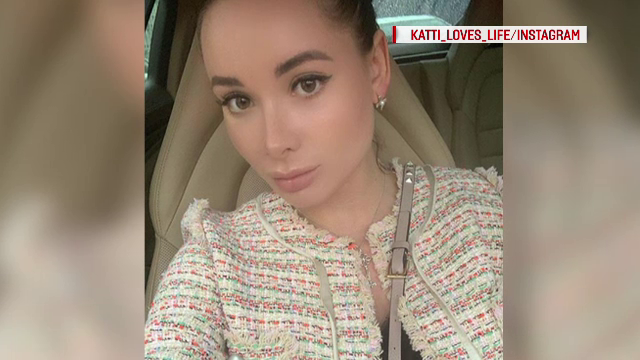 Tânără cunoscută pe Instagram, ucisă în propria locuinţă. Ce a găsit poliţia într-o valiză