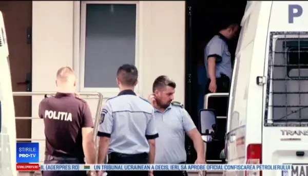 Cum au acţionat autorităţile în cazul din Craiova. "Poliţistul a zis că pleacă în concediu"