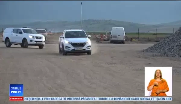 Ministrul Cuc mai dă o șansă drumului care leagă Brașovul de Bran. Ce a găsit pe șantier