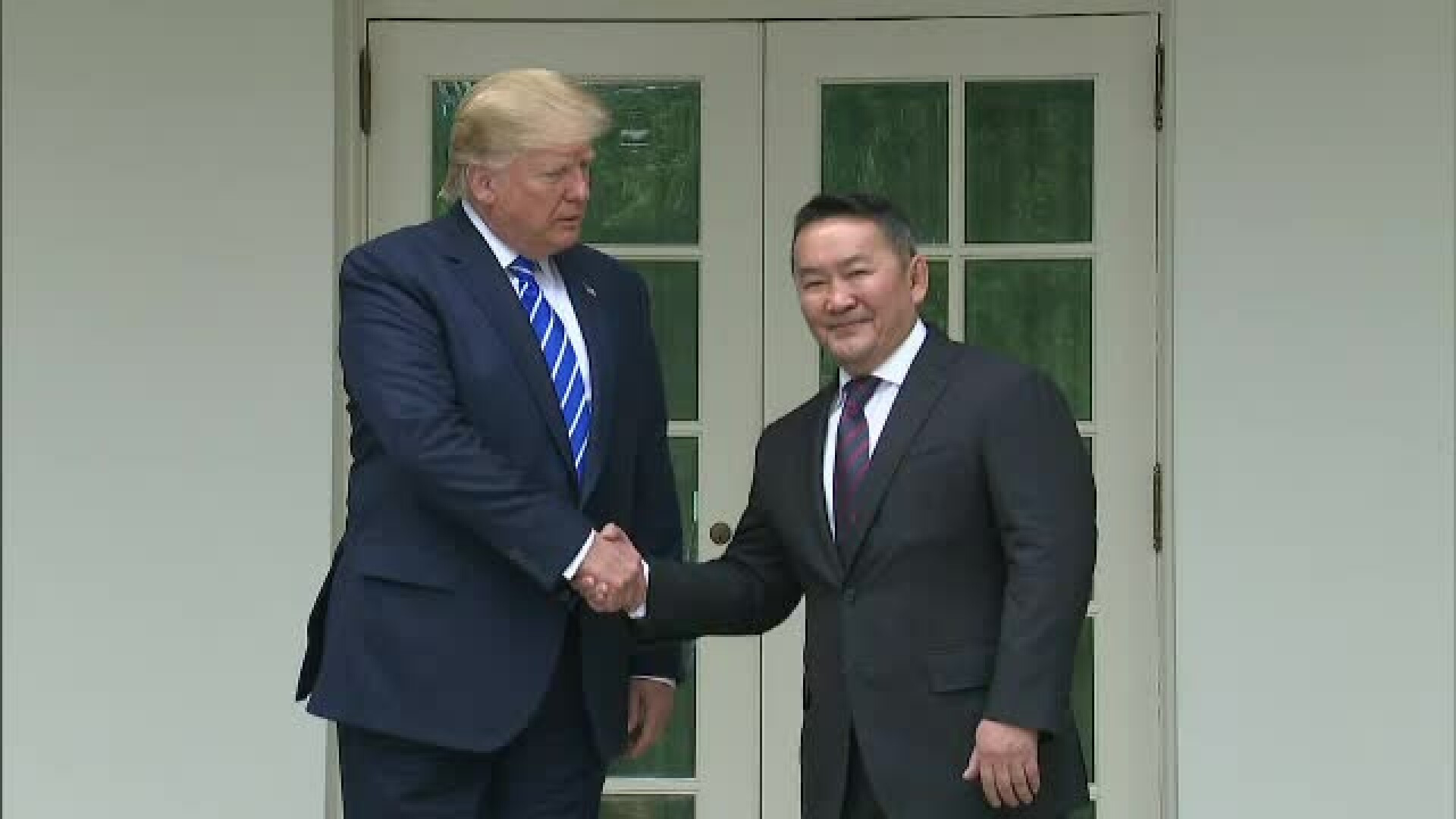 Fiul lui Trump a primit un cadou inedit din partea președintelui Mongoliei