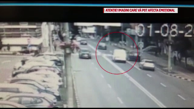 Femeie lovită în plin pe trecerea de pietoni în Suceava. Accidentul a fost filmat