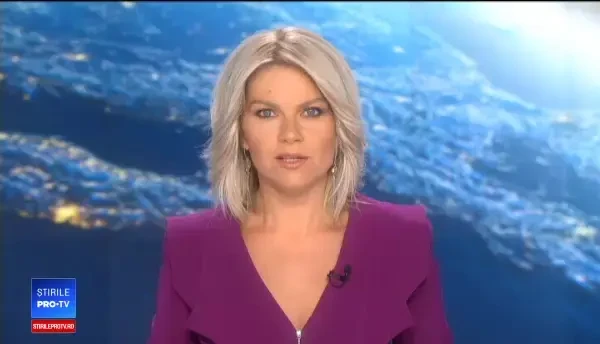 Mașina șefului Poliţiei Rutiere din Salonta a luat foc