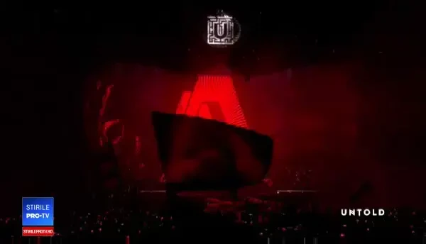 Momentul în care Armin van Buuren și-a început show-ul cu ”Deşteaptă-te române” la Untold