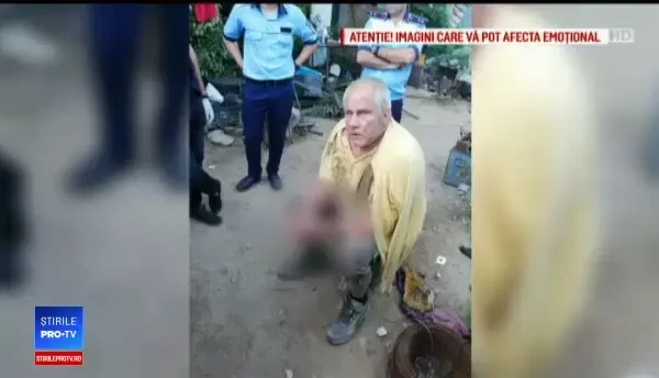 Dincă, impasibil la percheziția locuinței sale. Vecinii spun că au simțit mirosuri grele din curtea lui