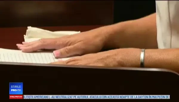 O femeie a montat o cameră de filmat în casă. Ipostaza în care și-a surprins soțul