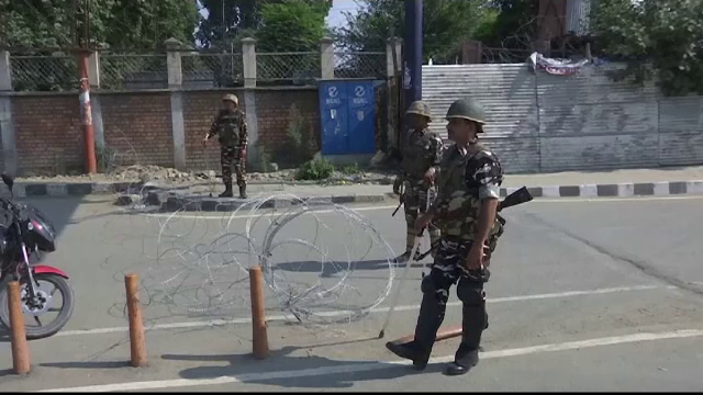 Avertisment de călătorie în India din cauza tensiunilor de la granița cu Pakistan