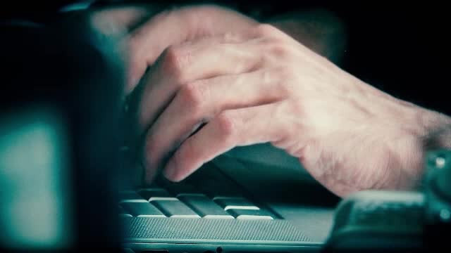 FBI caută colaboratori care să colecteze informațiile de pe rețelele de socializare