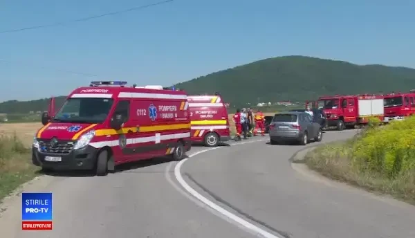 Nuntă de coşmar: mireasa, implicată într-un accident chiar în drum spre biserică