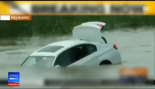 A primit un BMW de ziua lui, dar s-a enervat şi l-a aruncat în râu. Ce cadou voia de fapt