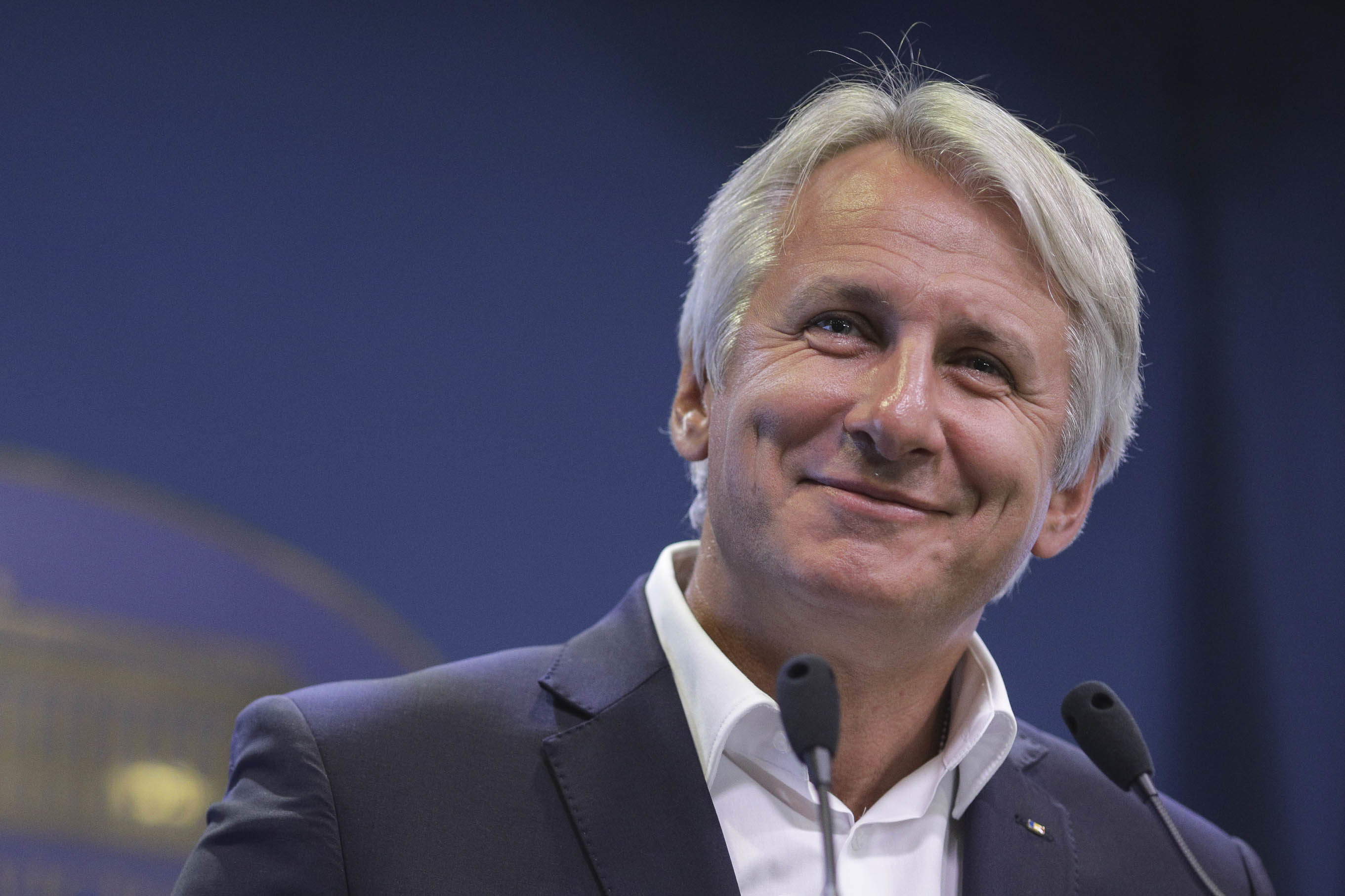 Teodorovici, în Parlament: ”Îmi plac c**vele, dar nu în politică”. Ulterior a negat