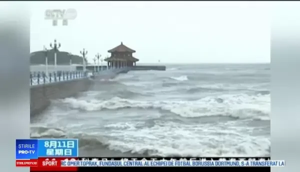 Un milion de oameni evacuaţi din cauza taifunului Lekima. O mie de zboruri au fost anulate