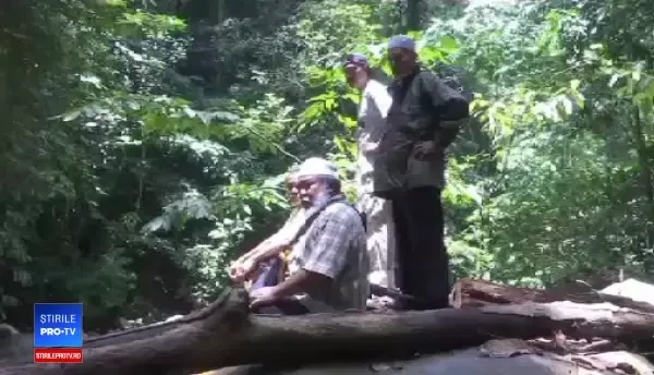 Familia adolescentei dispărute în Malaezia oferă o recompensă. Poliția a apelat la un șaman